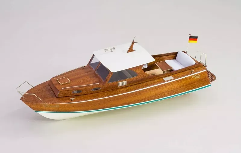 Aeronaut Diva Kajütboot 309300 Bausatz (2 von 2)