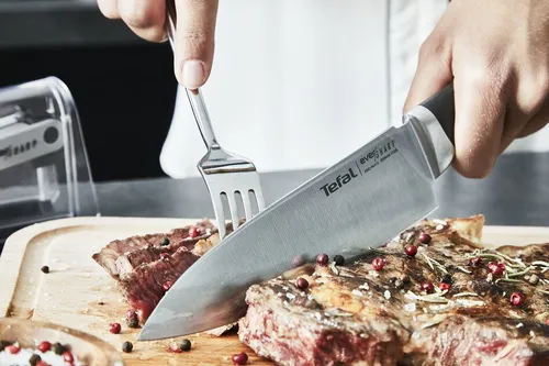 Tefal K25690 Ever Sharp Chef-Messer mit Messerschärfer (14 von 16)