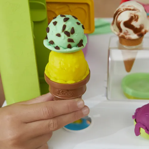 Play-Doh Kitchen Creations Großer Eiswagen (17 von 30)