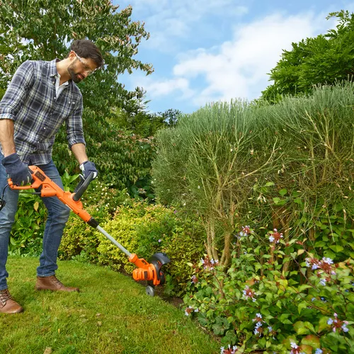 BLACK+DECKER Rasenmäher Akku Elektro-Rasentrimmer BESTA530 (5 von 6)