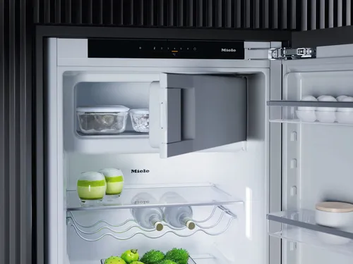 MIELE K 7328 D Einbaukühlschrank (7 von 11)