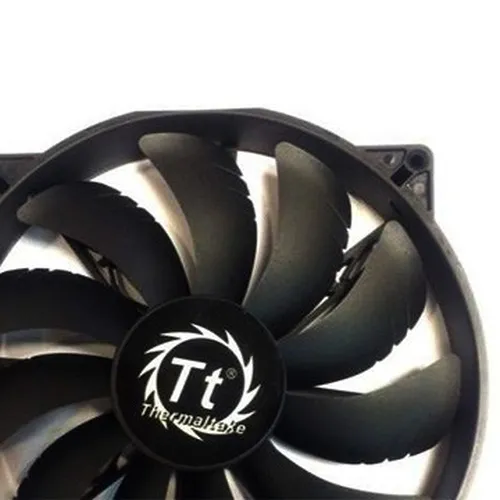 Thermaltake Pure 20 (7 von 7)