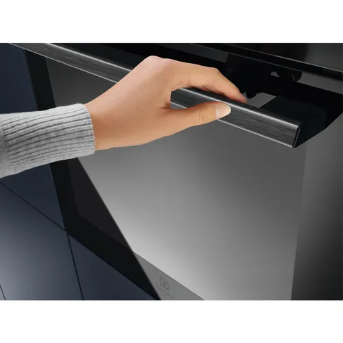 Electrolux EOF6P46Z (7 von 7)
