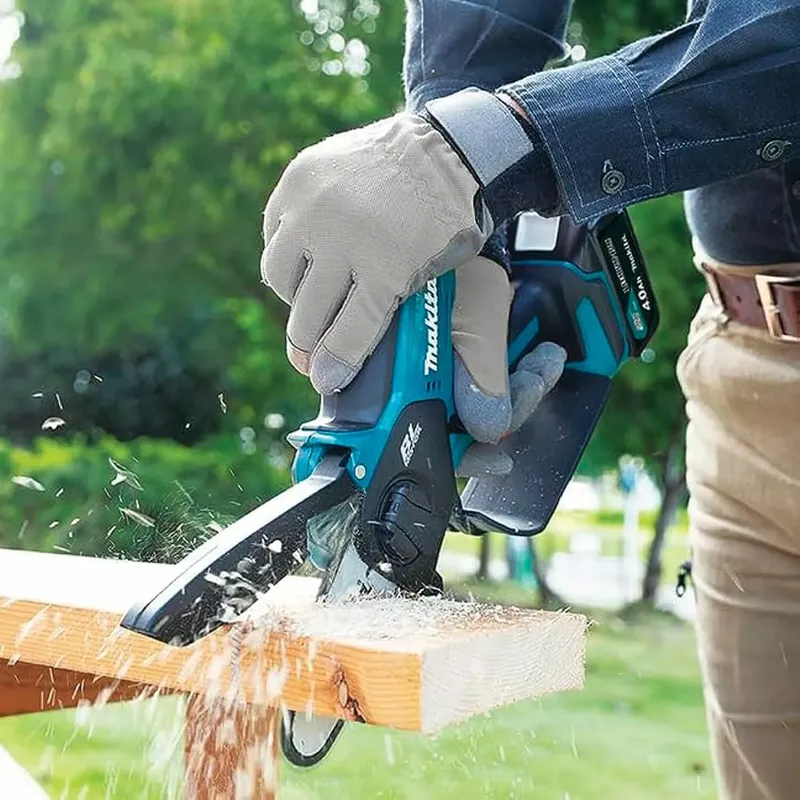 Makita UC100DZ Akku-Kettensäge 210W V (9 von 9)