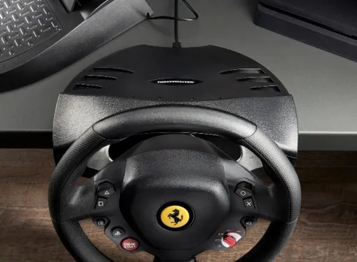 Thrustmaster T80 Ferrari 488 GTB (10 von 10)