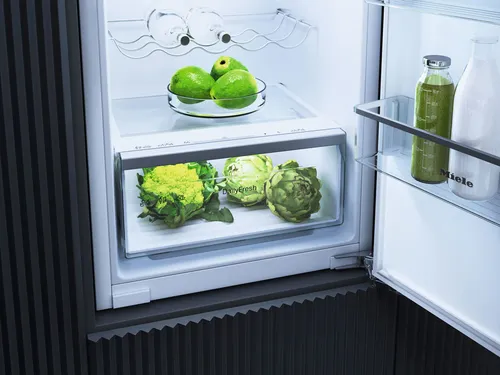 MIELE K 7327 D Kühlschrank (10 von 11)