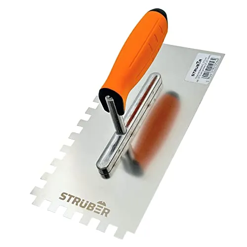 STRÜBER Zahnkelle 10mm (270 x 130 mm/Zahnung 10x10mm) - Profi Zahnglättekelle aus rostfreiem Edelstahl - Premium Glättekelle mit Softgriff - Zahnspachtel zum Verlegen von Fliesen - Made in EU