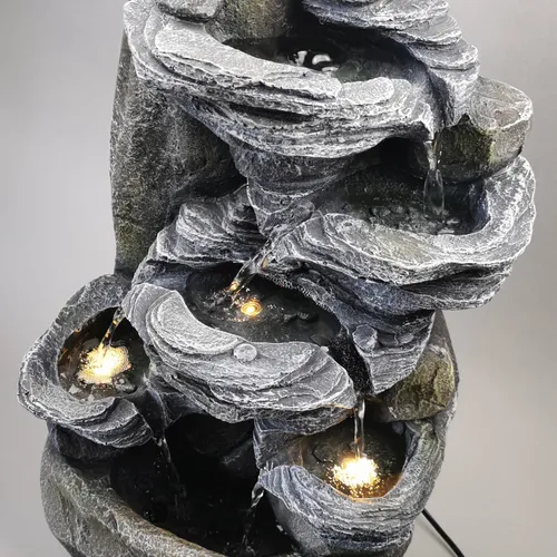 Gartenbrunnen Yi mit Pumpe und LED