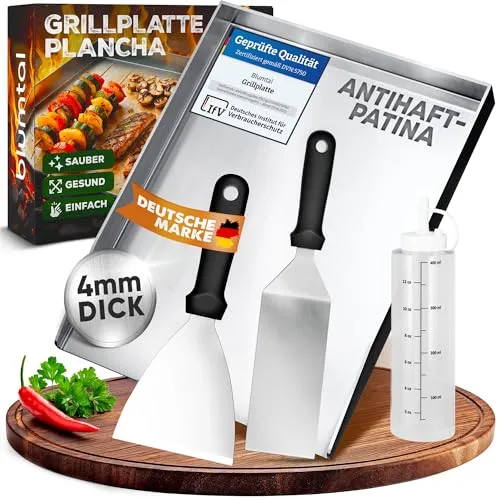 Blumtal Plancha Grillplatte Edelstahl 30x40 cm - Set mit Spachteln & Ölflasche - Grillplatten für perfekte Röstaromen: 4 mm dicke, rostfreie Edelstahlplatte für optimale Hitzeverteilung. Ideal für Gas- und Holzkohlegrills, inkl. Wendespachtel und Ölflasche für die perfekte Grillparty!