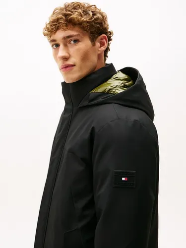 Tommy Hilfiger Herren Parka TECH HOODED PADDED PARKA XXXL - Der Tommy Hilfiger Parka vereint modernes Design mit Funktionalität. Aus recyceltem Material, ideal für urbanen Style. Mit praktischen Taschen und einem stylischen Zwei-Wege-Reißverschluss.