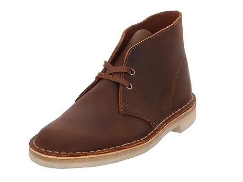 Clarks Desert Boot - 261554847 - Braun Stiefel 43 EU - Wanderschuhe aus hochwertigem Leder, ideal für Komfort und Stil bei Outdoor-Aktivitäten.