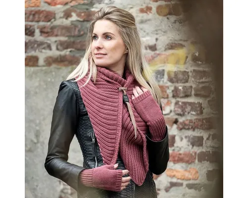 KNIT FACTORY Cleo Handstulpen - Fingerlose Wollhandschuhe für Damen - Stone Red - Handschuhe & Fäustlinge für Damen - Warme, fingerlose Handstulpen aus hochwertiger gewalkter Wolle, bieten Bewegungsfreiheit und Kälteschutz bis zur Hälfte des Unterarms.