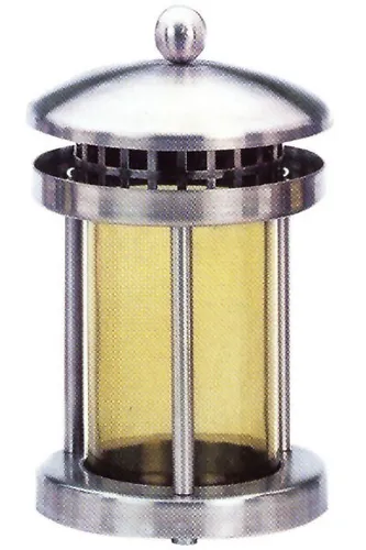 Moll Grablampe, Edelstahl/Glas, silber, H20 cm - Wetterfeste Grablampe aus Edelstahl und Glas für eine würdige Gedenkstätte. Mit gelbem Glaszylinder für stimmungsvolles Licht, inklusive Erdstab zur einfachen Befestigung.