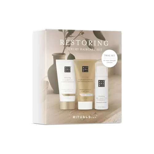 Rituals Haarpflege-Set - Restorierend, 3-teilig mit Shampoo, Conditioner und Trockenshampoo - STARKES HAAR FÜR JEDEN TAG: Dieses 3-teilige Haarpflege-Set revitalisiert Ihr Haar und sorgt für strahlenden Glanz. Ideal für unterwegs mit kompakten Reisegrößen – perfekt zum Ausprobieren oder Verschenken.