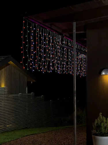 KONSTSMIDE LED-Lichtervorhang Weihnachtsdeko außen, 200-flammig - Weihnachtsbeleuchtung mit 200 bunten Dioden, ideal für die festliche Dekoration im Freien, schützt vor Witterungseinflüssen (IP44) und sorgt für ein zauberhaftes Ambiente.