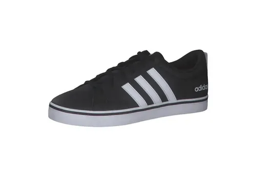 adidas VS Pace 2.0 Herren Sneaker - Freizeitschuhe mit stylischem Nubuk-Obermaterial und vulkanisierter Zwischensohle, ideal für Skateboarding und Alltag. Über 50 % Recycling-Anteil für umweltbewusste Träger.