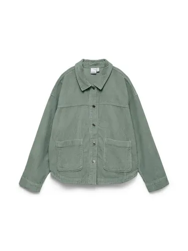 Vero Moda Winterjacke - Stylische Hemdjacke für jede Jahreszeit. Ideal als warme Ergänzung für deinen Look. Mit Fly-Away Kragen und tief angesetzten Schultern bietet sie sowohl Komfort als auch Trendbewusstsein. Perfekt für den Alltag!