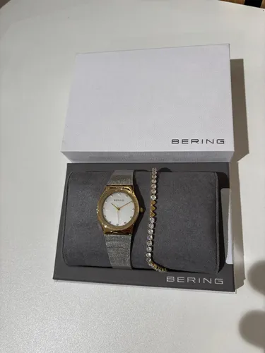 BERING Damen Analog Uhr 12927-001-GWP - Elegantes Design - Armbanduhren für Damen mit klassischem dänischen Design, hochkratzfestem Saphirglas und wasserdicht bis 3 ATM - ideal als Geschenk!