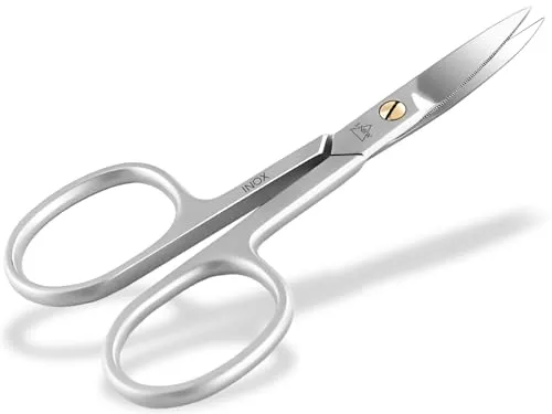 Profi Nagelschere 9 cm - Extra scharfe gebogene Schnittfläche für präzises Kürzen - Nagelschere aus rostfreiem Edelstahl, ideal für gepflegte Hände und Füße. Extra scharfe Schneide und langlebig für präzise Schnitte.