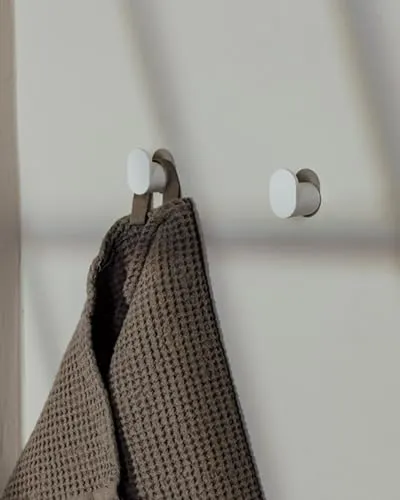 Metallbude Kleiderhaken PALO in weiß von M Metallbude