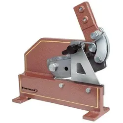 Blech-Rundstahlschere 150mm - Schneidwerkzeuge für präzises Schneiden von Flachstahl und Stahlblechen, ausgestattet mit scharfen gehärteten Klingen und verstellbaren Niederhaltern für optimalen Komfort.