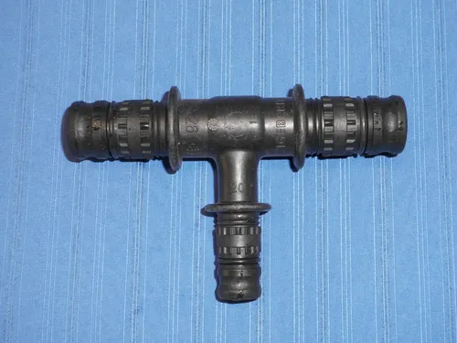 Rohrverbinder Schwarz von Geberit