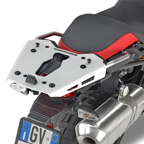Heckträger für BMW F 850 GS (18) - SRA5127 von Givi - Hinterradgepäckträger, neu und unbenutzt, bietet zuverlässige Stabilität für Ihr Gepäck auf Motorradtouren.