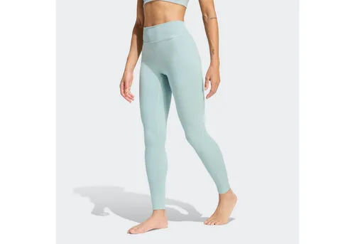 ADIDAS Damen Tight All Me Essentials Full-Length - Die adidas Leggings bieten hohen Tragekomfort und Bewegungsfreiheit während des Trainings. Mit einem hohen Bund und weichem Material sind sie perfekt für jede Yoga-Session. Hergestellt aus recycelten Materialien, unterstützen sie nachhaltige Mode.