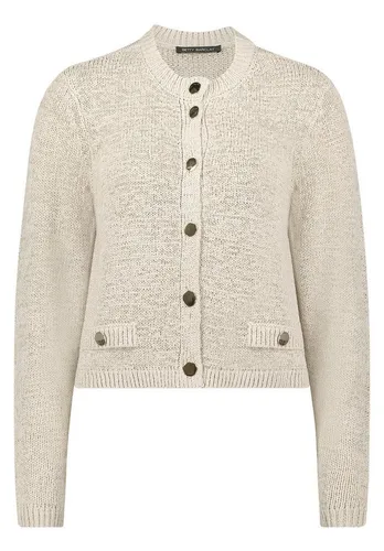 Betty Barclay Damen Strickjacke 5429/1869 in Light Beige, Größe 42 - Elegante Strickjacke von Betty Barclay mit dekorativen Knöpfen und klassischem Rundhalsausschnitt. Die gerade Passform garantiert hohen Tragekomfort. Perfekt für vielseitige Kombinationen im Alltag und Büro.