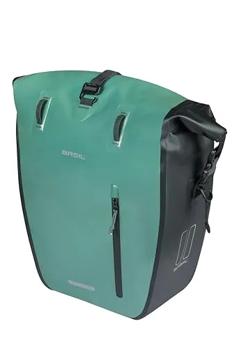BASIL Fahrrad-Einzelpacktasche Rivo M mit MIK Hooks, silbergrün - Fahrradtasche mit 12-15 Litern Volumen, wasserabweisend und einfach mit MIK Hooks zu befestigen – ideal für Alltag und Freizeit.