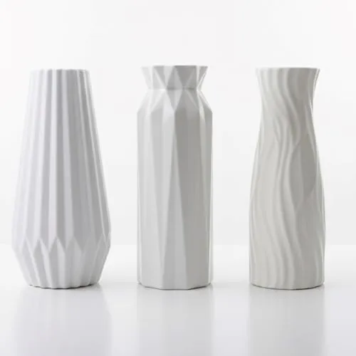 3er Vasenset Weiß Dekovasen Kunststoff Vasen Set Wohnzimmer Deko Regal Blumenvase Gerippte Tischvasen Modern