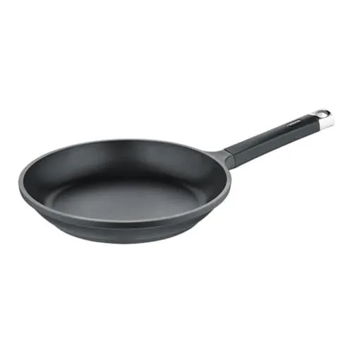 Berndes Bratpfanne 28 cm – Edition 100 - Hochwertige Pfanne aus Aluminium-Druckguss, induktionsgeeignet und mit langlebiger Antihaftbeschichtung für fettfreies Braten. Backofengeeignet bis 160 °C, ideal für vielseitige Gerichte.