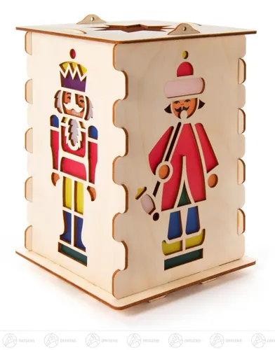 Bastelsatz Tischlaterne Erzgebirge 13,5x20,5 cm - Traditioneller Bastelsatz für eine stimmungsvolle Tischlaterne aus Holz. Ideal für kreative Projekte in Wohnzimmer, Küche oder Schlafzimmer. Maße: 13,5x20,5 cm.
