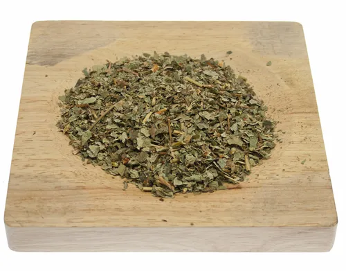  Erdbeerblätter geschnitten   - Kräuter 27,20Eur/kg)  - (500g