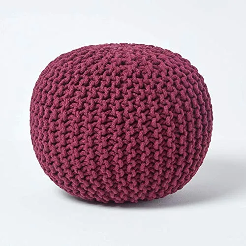 Homescapes Runder Strickpouf aus 100% Baumwolle - Pflaume - Stylischer Pouf in warmem Lila, ideal als Fuß- oder Sitzhocker. Mit grob gestricktem Baumwollbezug und stabiler Polyester-Füllung für langanhaltende Form und Komfort.