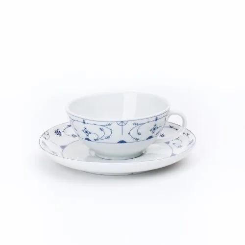 Friesenmuster Indisch Blau Teetasse mit Untertasse - Elegante Porzellan-Tasse im indisch blauen Friesenmuster, ideal für Teeliebhaber und stilvolle Teestunden.