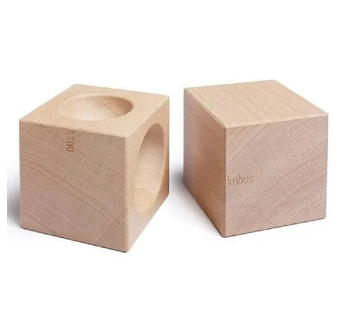 Siebensachen Nusskubus - Nussknacker aus Buchenholz, stilvolles Design und ideal für verschiedene Nusssorten