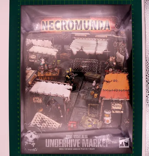 Zone Mortalis Underhive Market 300-85 von Games Workshop