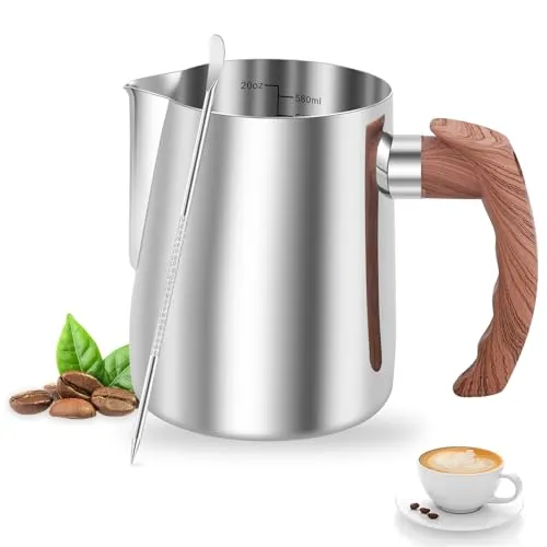 VAVPUP 600ml Milchkännchen Edelstahl mit Holzoptik-Griff, Milchkanne mit Messskala, Latte Art Pen, Handheld Milchschaumkännchen Ergonomischer Griff, für Barista Cappuccino Espresso(silbrig)