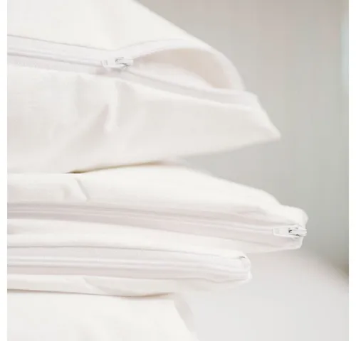 ALLERGOVITA Bettwäsche Basic, 1-teilig, hautsympathisch - Bettdecken mit allergendichtem Milbenschutzbezug, dermatologisch getestet und ideal für Allergiker, auch für Babys und Kinder geeignet.