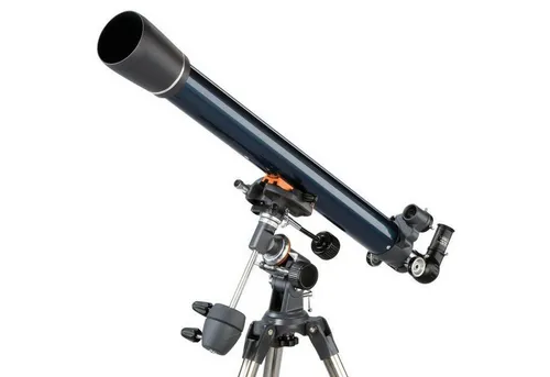 Celestron AstroMaster 70 EQ Refraktor Teleskop - Einsteigerfreundliches Linsenteleskop mit 70mm Öffnung und 900mm Brennweite. Ideal für die ersten Schritte in der Astronomie, inklusive Edelstahl-Stativ und nützlichem Begleitbuch.