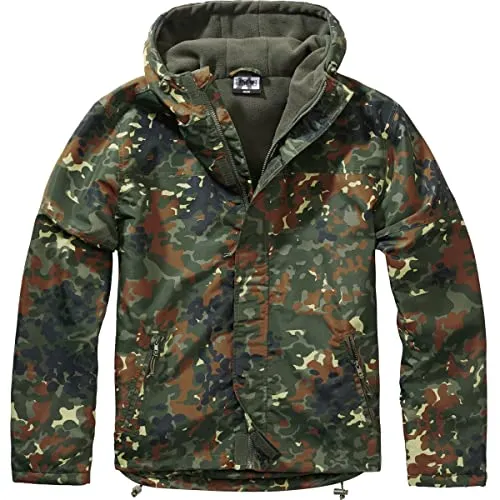 BWuM Windbreaker Flecktarn mit Zipper - Funktionsjacke in Flecktarn, ideal für Outdoor-Aktivitäten, mit 3 Taschen und praktischer Kapuze für zusätzlichen Schutz.