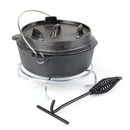 Wiltec Dutch Oven 3l – Gusseisen Kochtopf für Camping und Lagerfeuer - Grillzubehör für Outdoor-Enthusiasten – Mit 3 Litern Volumen und robustem Gusseisen für gleichmäßige Wärmeverteilung, ideal für herzhafte Eintöpfe und köstliches Brot. Inklusive Untersetzer und Deckelheber für sicheres Kochen.