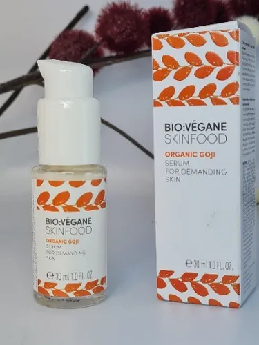 Bio:Végane Skinfood Bio Goji Serum 30 ml - Anti-Faltenprodukt für reife Haut, mit wertvollem Arganöl und Goji-Beeren für straffere Haut und reduzierte Falten.