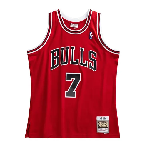 Swingman Mesh Jersey Chicago Bulls 1997-98 Toni Kukoc - S - NBA Hardwood Classics. Hochwertige Twill-Patches mit Namen und Logo. Ideal für Fans, die den Retro-Look lieben. Material: 100% Polyester, atmungsaktiv und bequem.