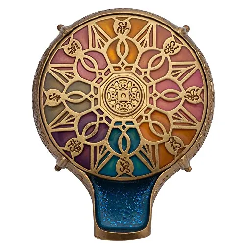 Salesone Dungeons & Dragons: Honor Among Thieves Offizielle Simon's Spell Dispenser Replik – Mehrfarbige Emaille Original Artwork Tragen auf Gürtel als Cosplay Outfit oder Tischdisplay 8,9 x 7,4 cm