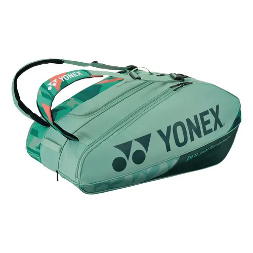 YONEX pro Racquet Bag 12pcs in grün von YONEX