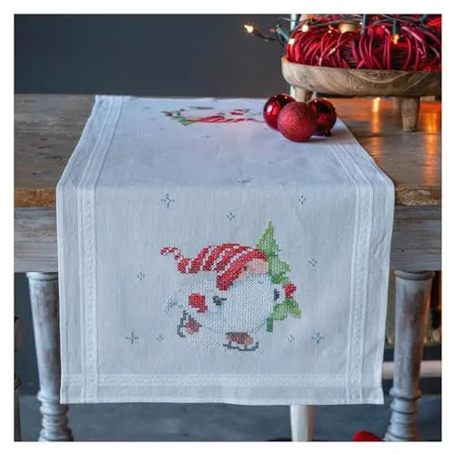 Vervaco Stickpackung Kreuzstich Set Vorgedruckt Tischläufer Weihnachtsgnome Stickdecken Vorgezeichnet DIY Basteln Erwachsene Kreativ Stickläufer zum Selbersticken 40 x 100 cm Stickset
