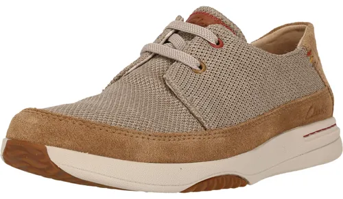 Clarks Herren Easeway Lace - Sand Combi, 42.5 EU - Herren-Schnürhalbschuhe mit klassischem Look aus Leder, bietet optimalen Komfort durch EVA und Konturpolsterung, ideal für Business und Freizeit.
