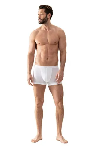 Mey Tagwäsche Serie Software Herren Shorties Weiss M(5) - Klassische Herren-Shorties mit kurzem Bein und super softem Material für höchsten Tragekomfort. Flache Beinabschlüsse und ein anschmiegsamer Bund sorgen für eine perfekte Passform.